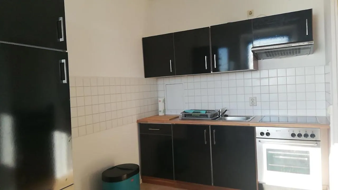 Enjoy Your Stay With Dkn - Mon-Sun - Late Night Check-In - Multilanguage - Leipzig Gruenau - Witamy Serdecznie