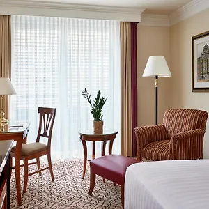 4* מלון Marriott
